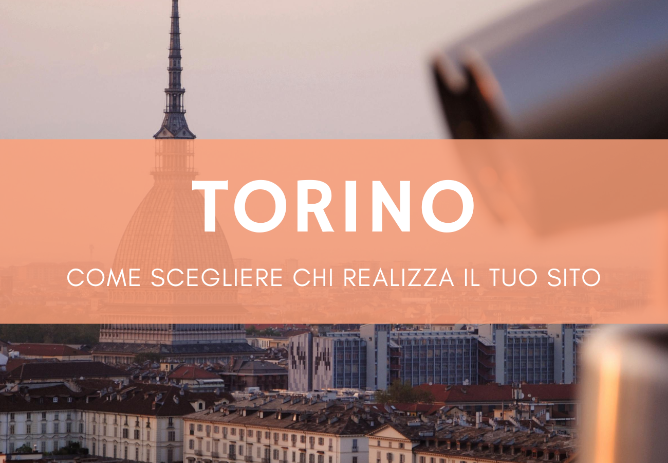 Veduta aerea del centro di Torino con la Mole Antonelliana e il panorama urbano per siti web a Torino
