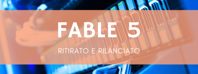 Sala server con luci blu, il modello IA sospeso e poi riattivato